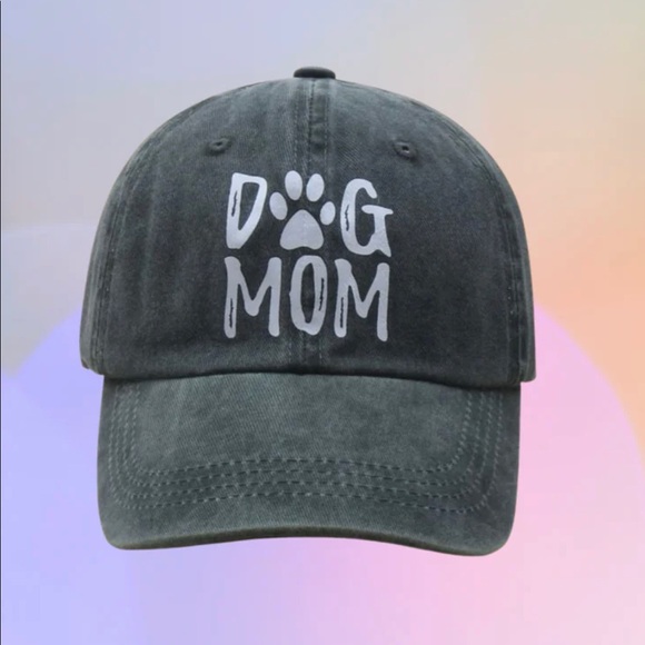Francesca's Collections Accessories - Dog Mom Baseball Cap Hat Brand New with Tags